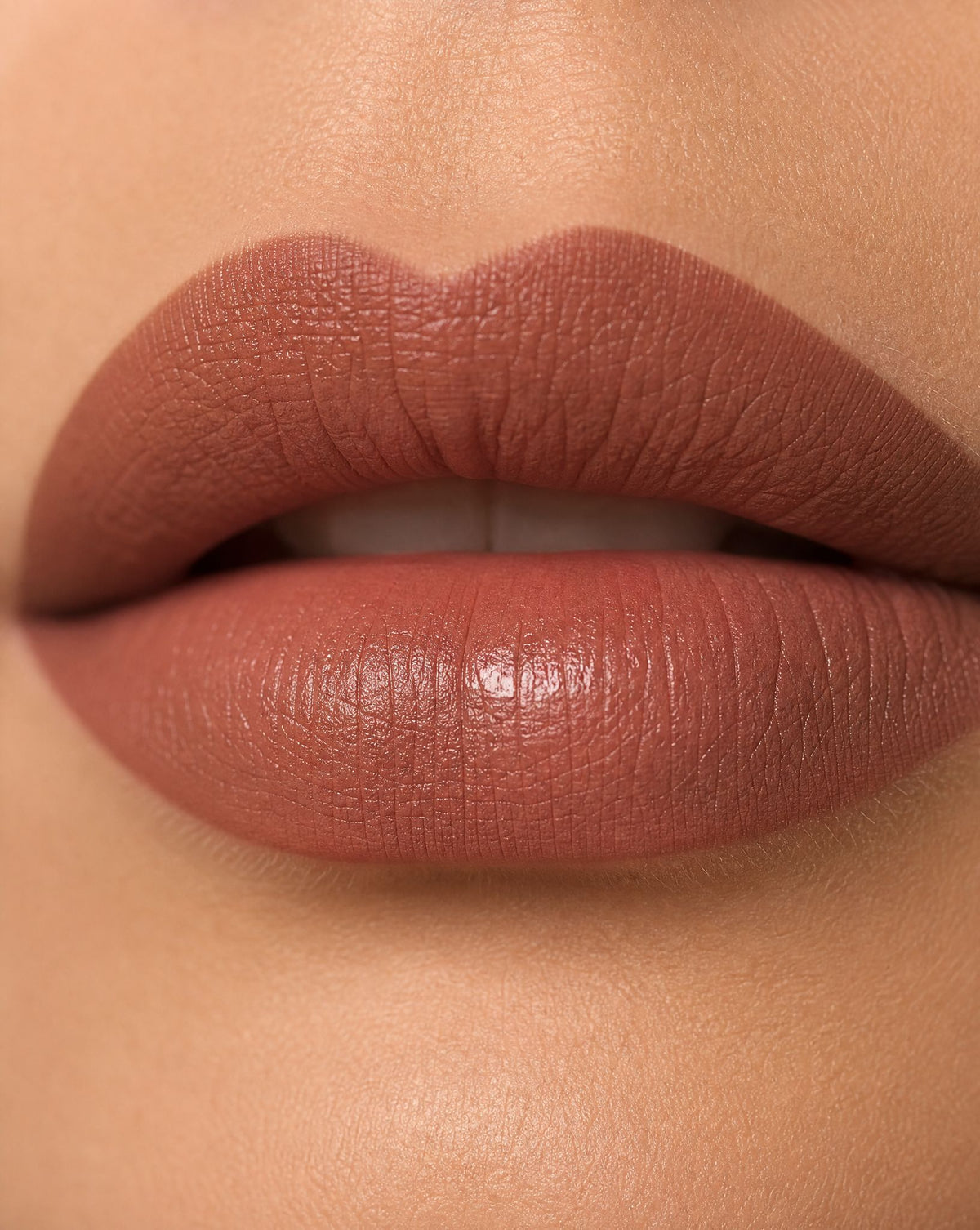 Satin Lipstick in Au Naturel